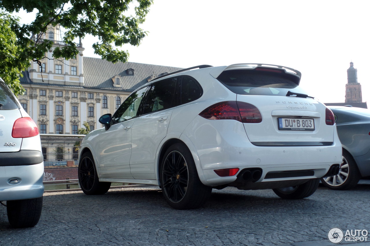 Porsche 958 Cayenne GTS