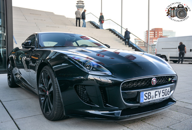 Jaguar F-TYPE R AWD Coupé