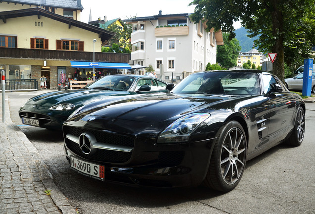 Mercedes-Benz SLS AMG