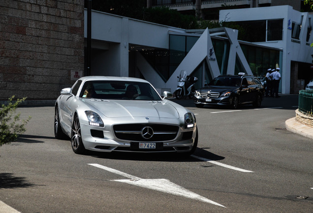 Mercedes-Benz SLS AMG