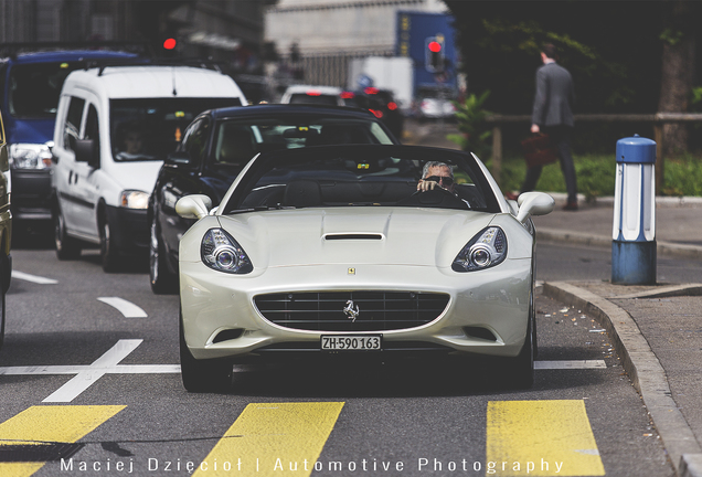 Ferrari California