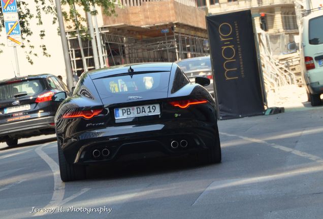 Jaguar F-TYPE R Coupé