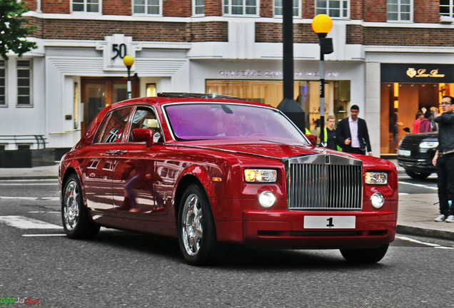 Rolls-Royce Phantom