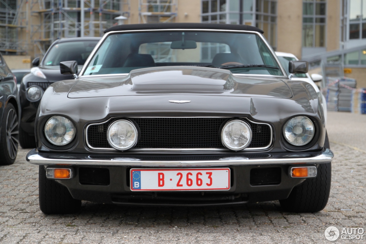 Aston Martin V8 Volante Series 1 (1978-1986)