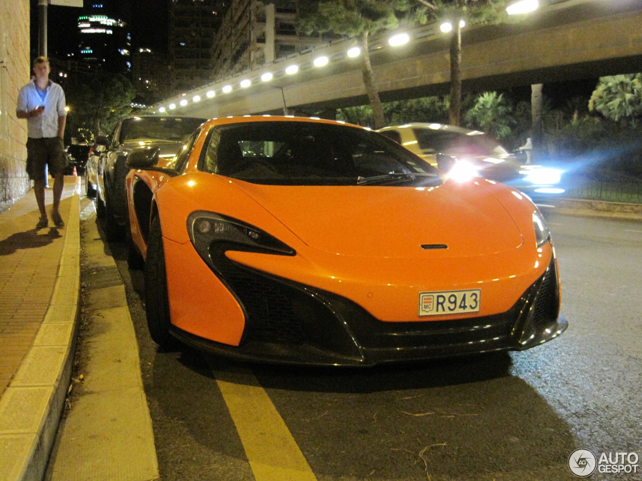 McLaren 650S