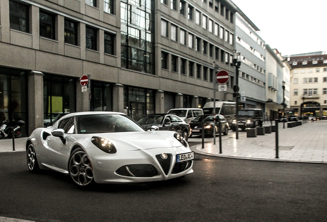 Alfa Romeo 4C Coupé