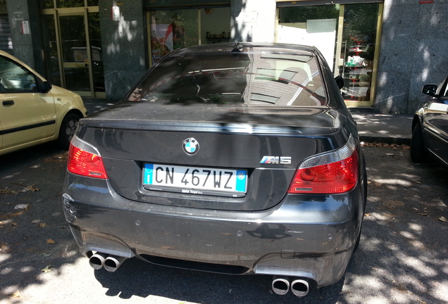 BMW M5 E60 2005