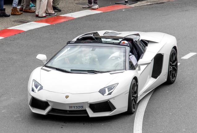 Lamborghini Aventador LP700-4 Roadster