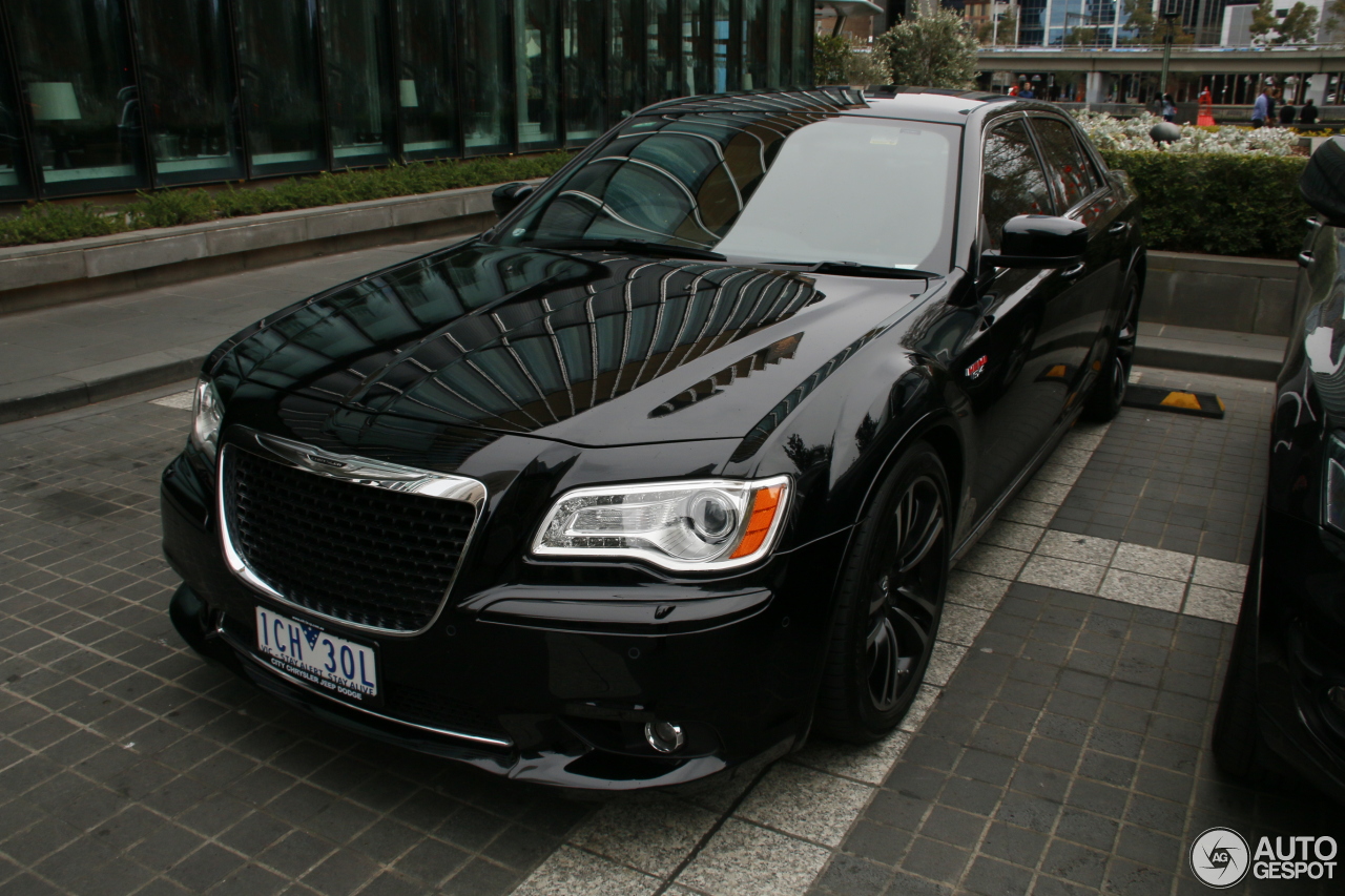 Chrysler 300C SRT8 2013
