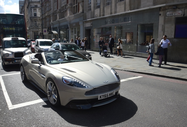 Aston Martin Vanquish Volante