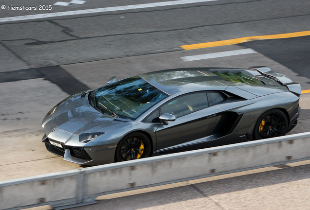 Lamborghini Aventador LP700-4