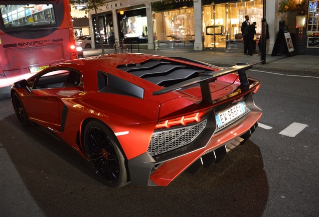 Lamborghini Aventador LP750-4 SuperVeloce