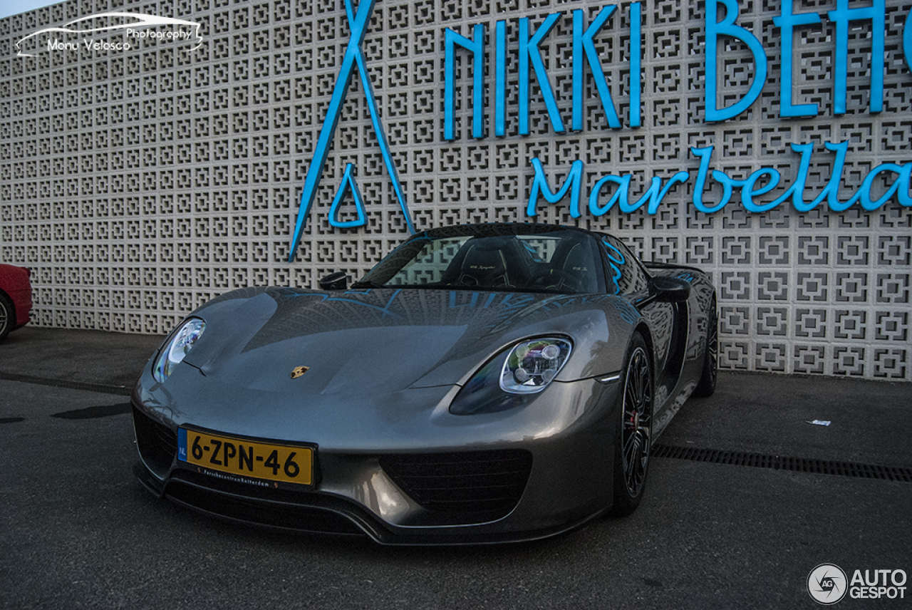 Porsche 918 Spyder Weissach Package