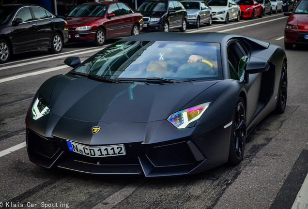 Lamborghini Aventador LP700-4