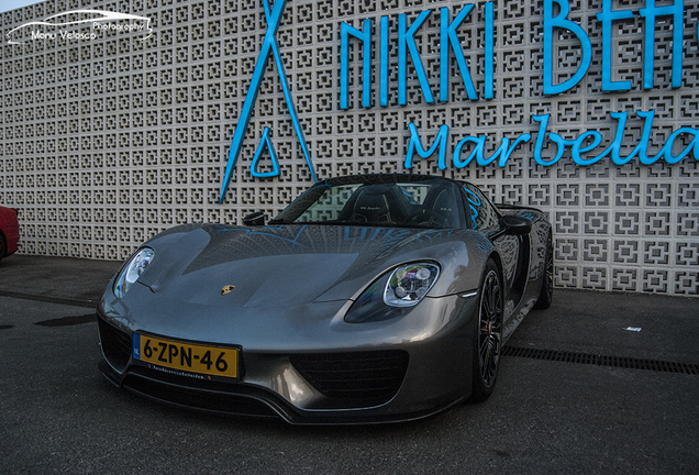 Porsche 918 Spyder Weissach Package