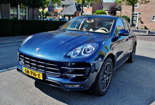 Porsche 95B Macan Turbo