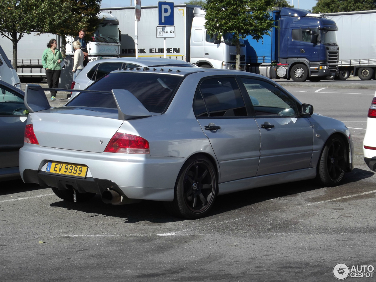 Mitsubishi Lancer Evolution IX