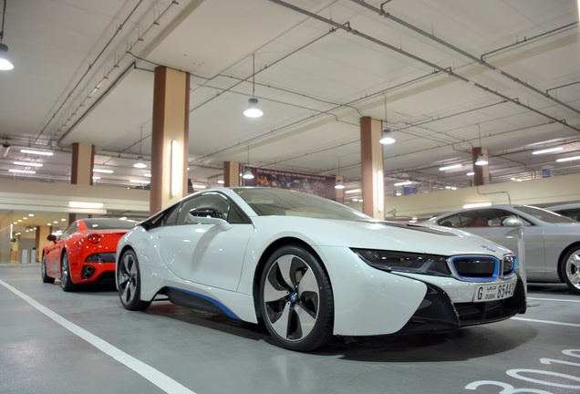 BMW i8