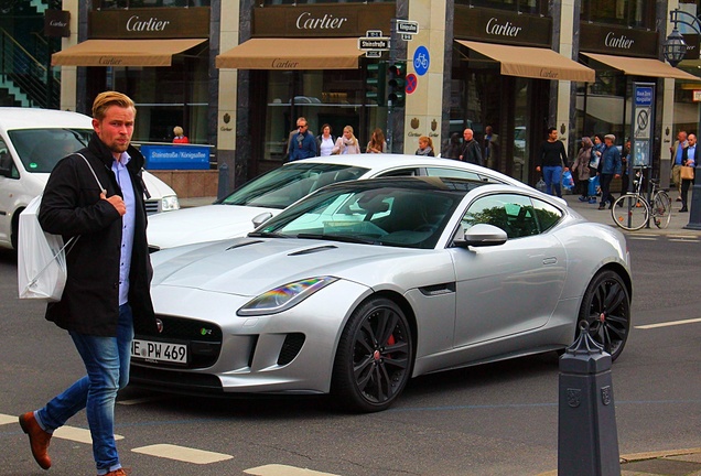 Jaguar F-TYPE R Coupé