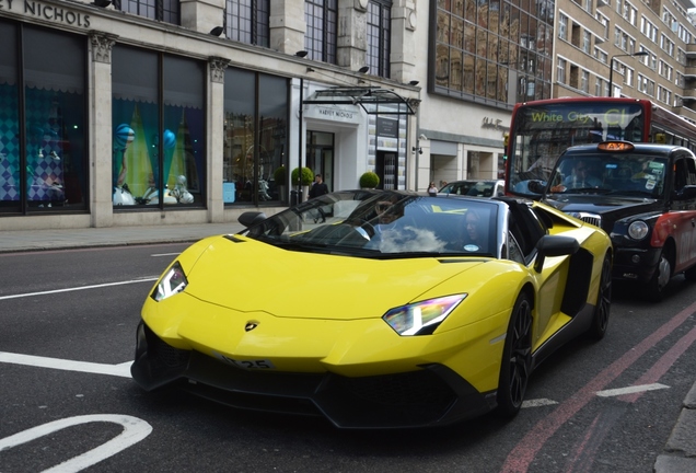 Lamborghini Aventador LP720-4 Roadster 50° Anniversario