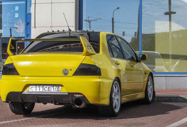 Mitsubishi Lancer Evolution IX