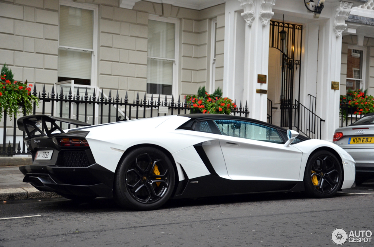 Lamborghini Aventador LP700-4