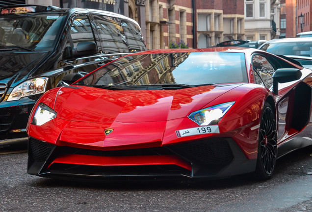 Lamborghini Aventador LP750-4 SuperVeloce