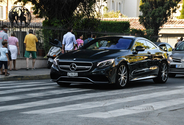 Mercedes-Benz S 63 AMG Coupé C217