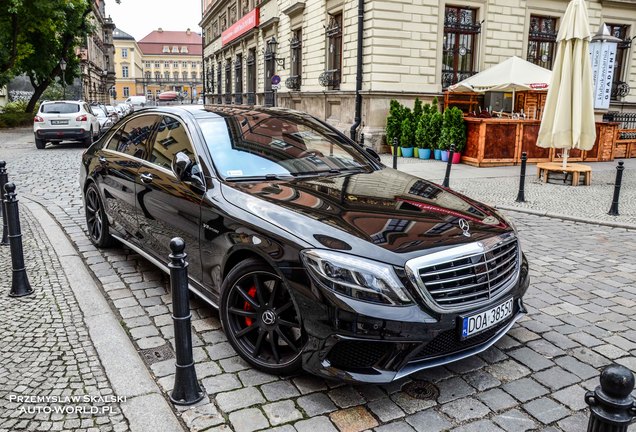 Mercedes-Benz S 63 AMG V222