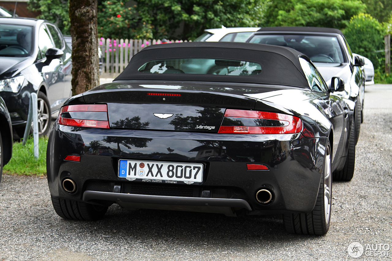 Aston Martin V8 Vantage Roadster