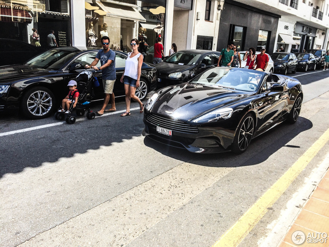 Aston Martin Vanquish Volante