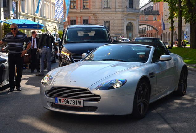 Aston Martin V8 Vantage N400 Roadster