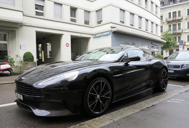 Aston Martin Vanquish 2013