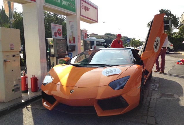 Lamborghini Aventador LP700-4 Roadster