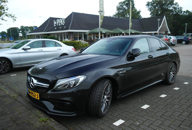 Mercedes-AMG C 63 S W205