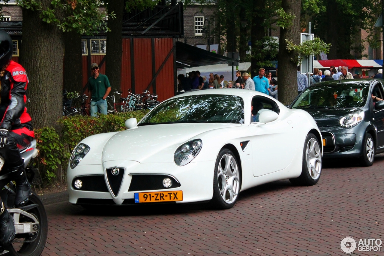 Alfa Romeo 8C Competizione