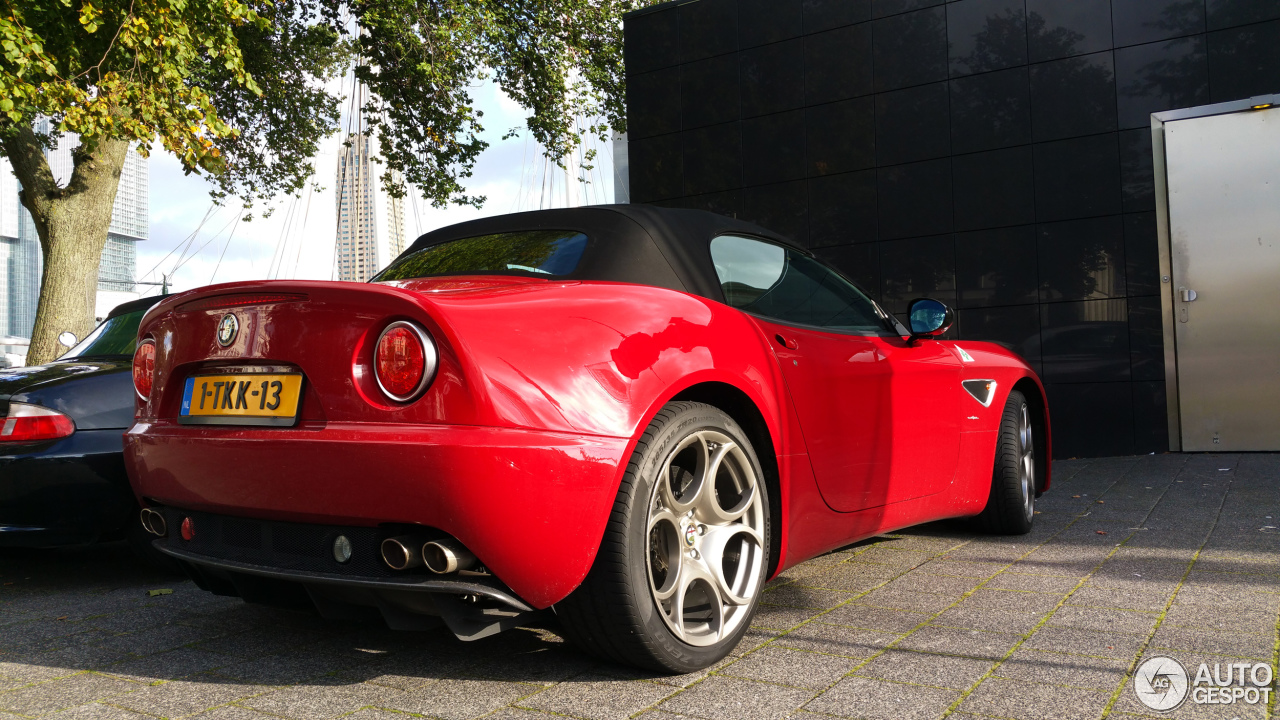 Alfa Romeo 8C Spider