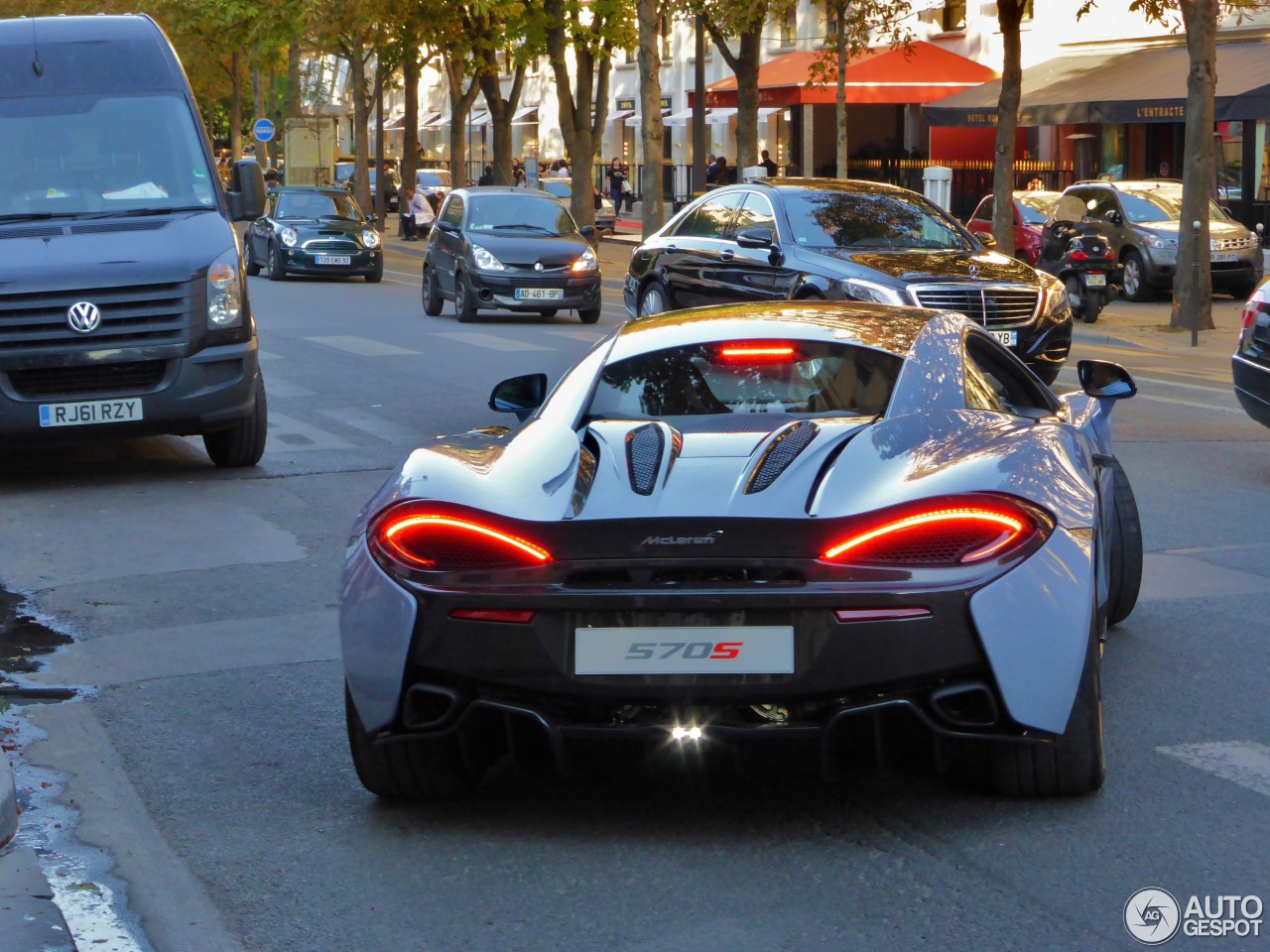 McLaren 570S