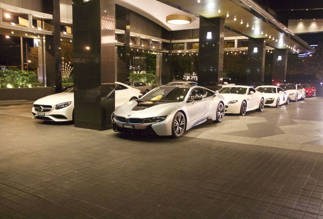 BMW i8