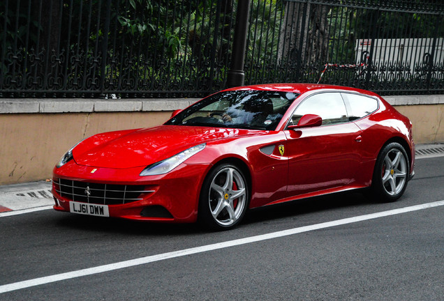 Ferrari FF