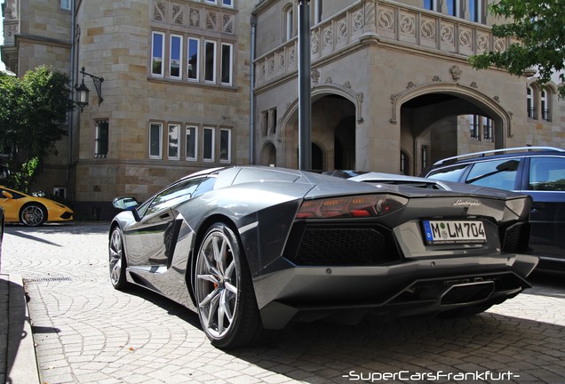 Lamborghini Aventador LP700-4 Roadster