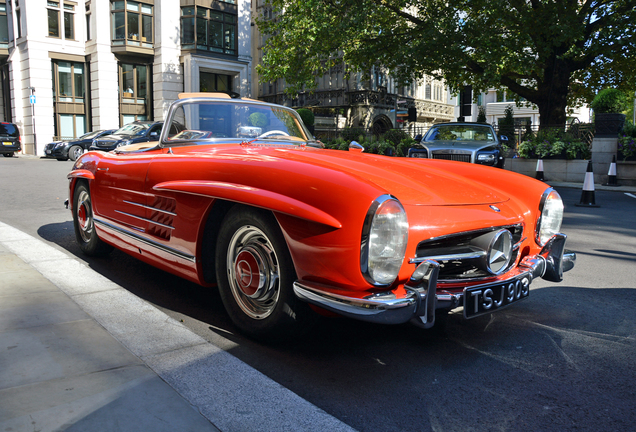 Mercedes-Benz 300SL Roadster