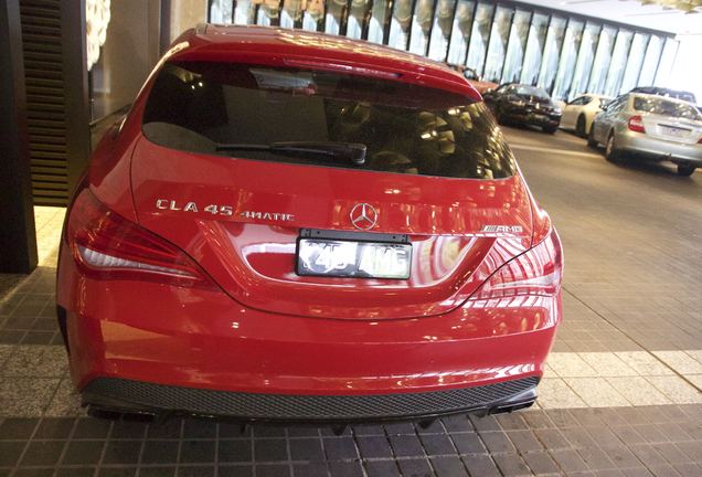 Mercedes-Benz CLA 45 AMG Shooting Brake