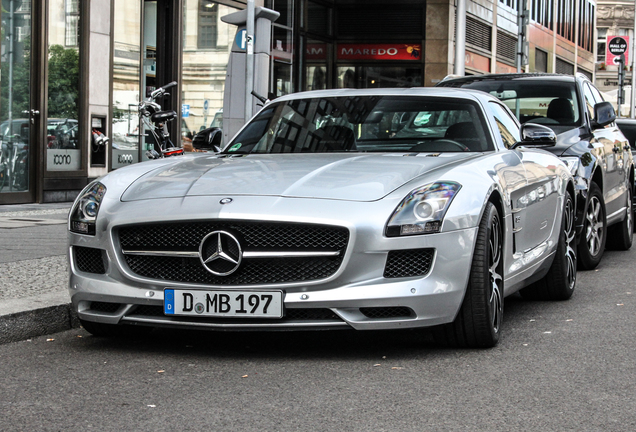 Mercedes-Benz SLS AMG GT