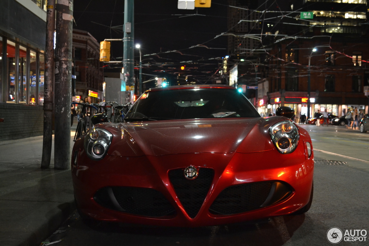 Alfa Romeo 4C Launch Edition