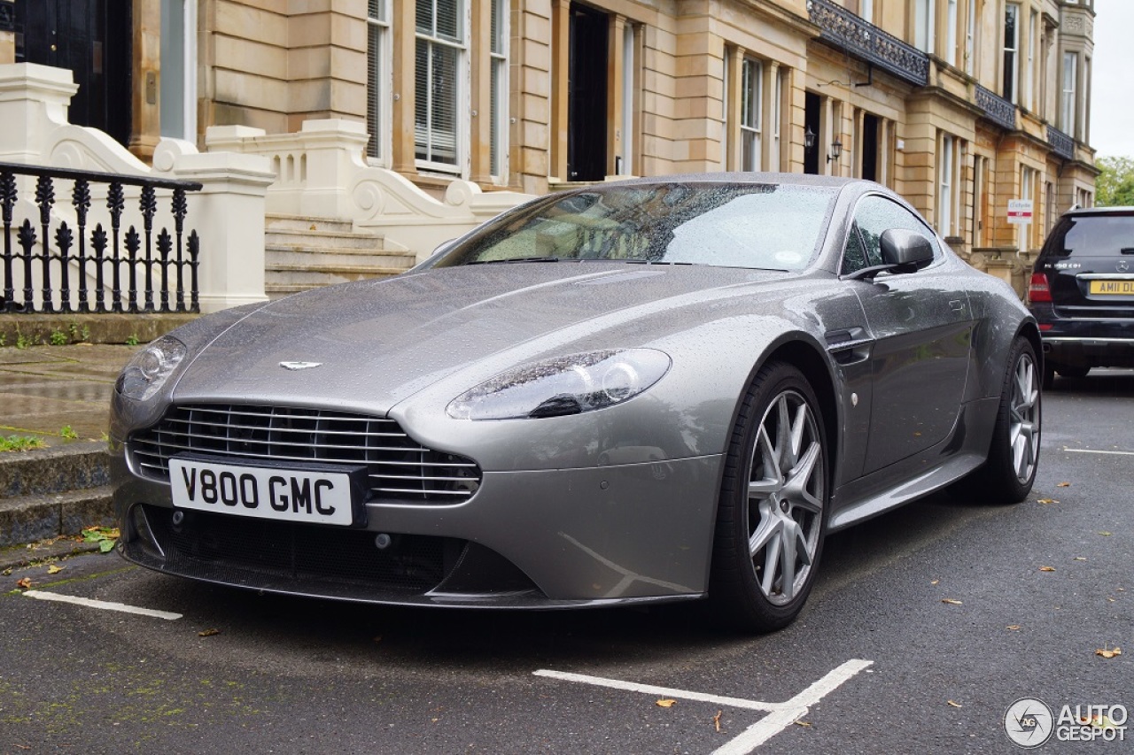 Aston Martin V8 Vantage S