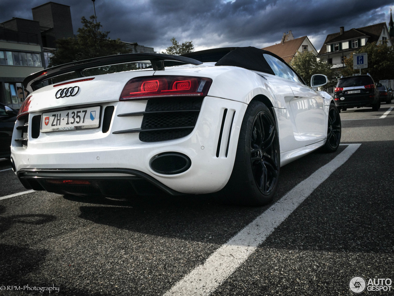 Audi R8 V10 Spyder Novidem