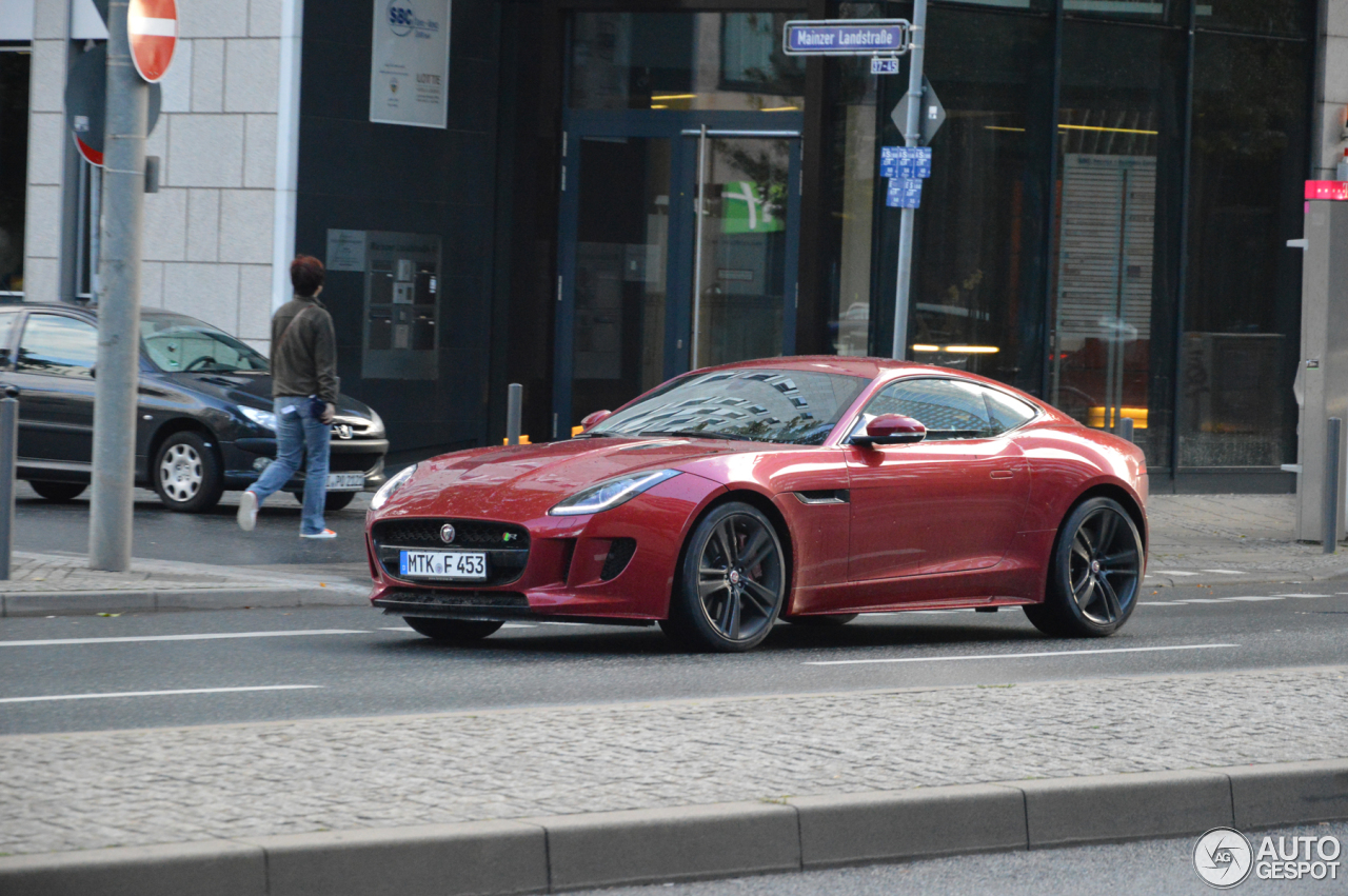 Jaguar F-TYPE R Coupé