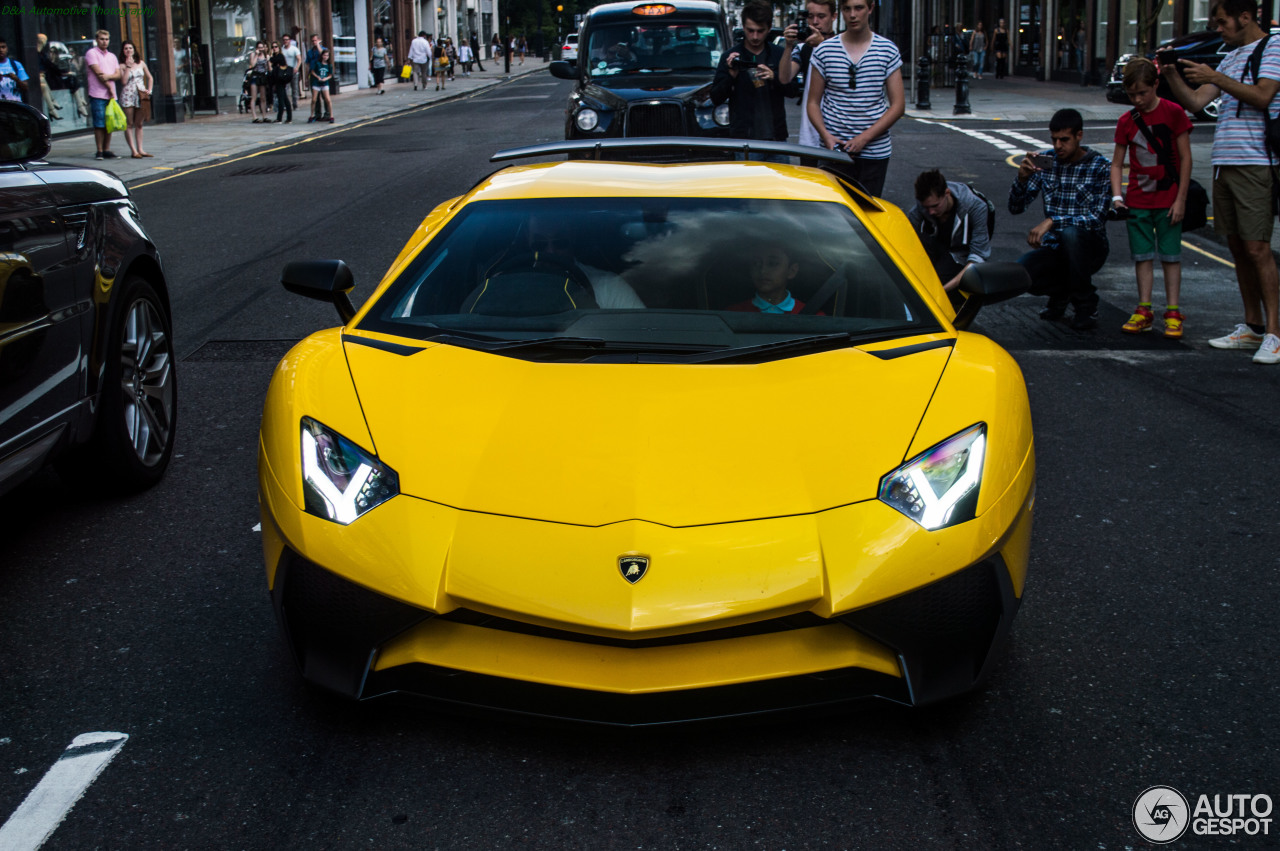 Lamborghini Aventador LP750-4 SuperVeloce