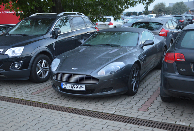 Aston Martin DB9